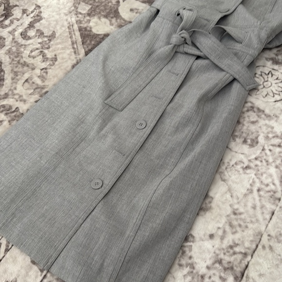 Calvin Klein Gray Sheath Dress with Cap Sleeves and Mandarin Collar - Picture 3 of 6